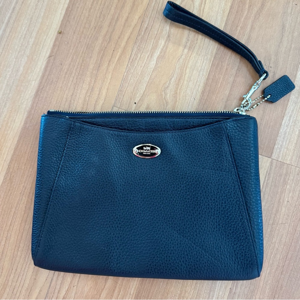 Coach IMMID MORGAN Black Pebble Leather Wristlet Clutch